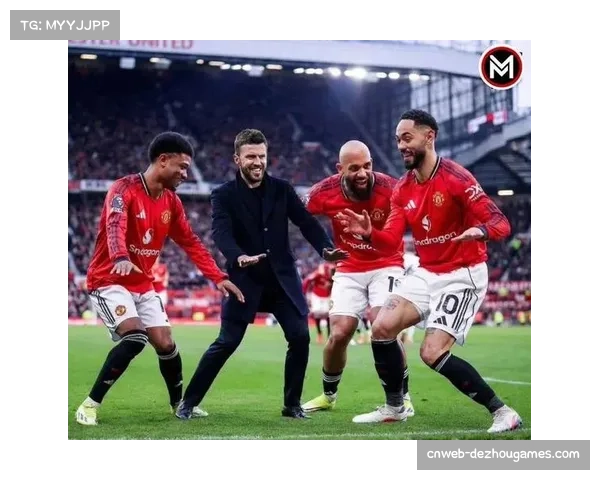 德转投票曼联荣获-英国俱乐部粉丝杯-，当选英国最具影响力球队